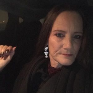 Meet your Posher, Vickie